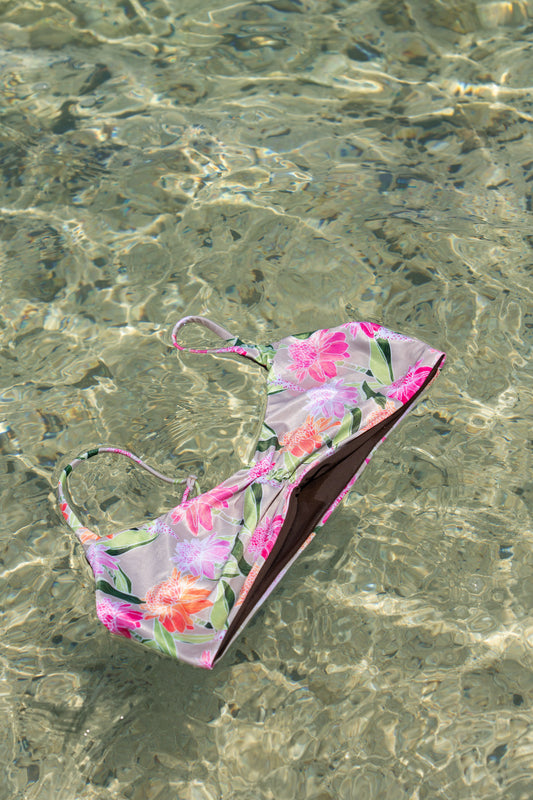 Mokoliʻi Ruched Bikini Top Protea
