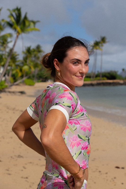 Short Sleeve Rashguard Top Protea