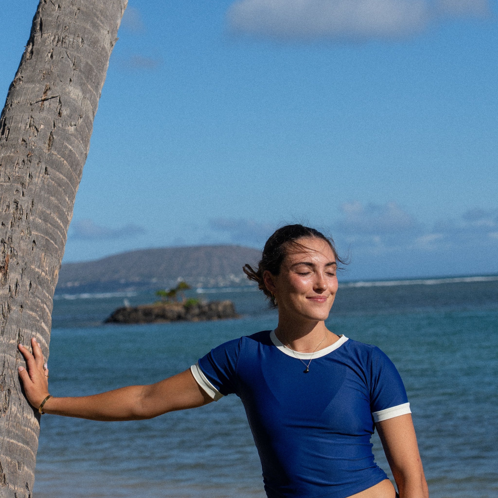 Short Sleeve Rashguard Top Marine